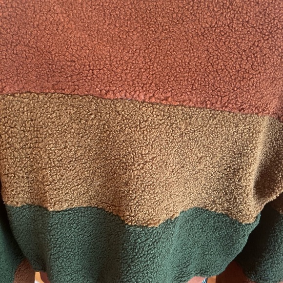 Fall Sweater! Orange, green, and taupe colored sweater. - Picture 6 of 7